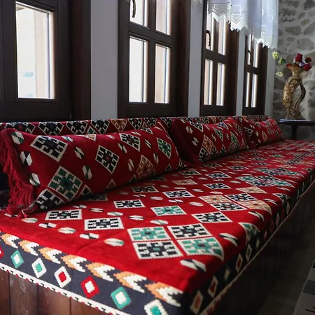 The House Of Dollma , Inside Castle * Krujë