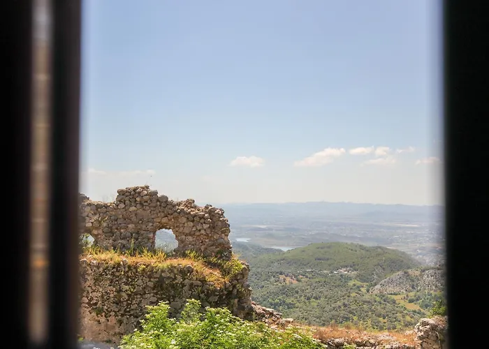 The House Of Dollma , Inside Castle
