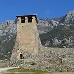 The House Of Dollma , Inside Castle Penzion Krujë