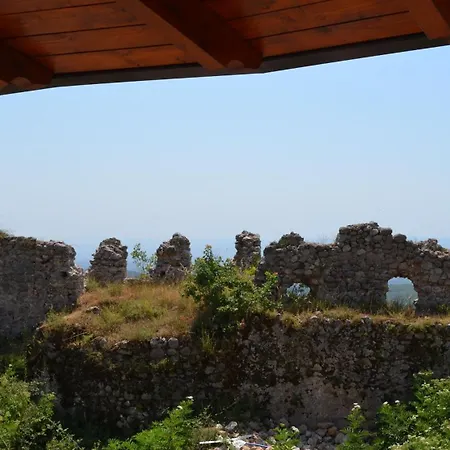 بيت ضيافة The House Of Dollma , Inside Castle