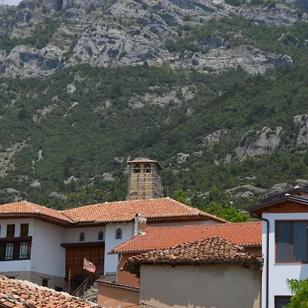 招待所 The House Of Dollma , Inside Castle Krujë