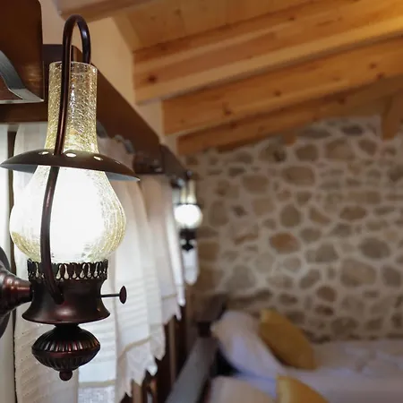 招待所 The House Of Dollma , Inside Castle