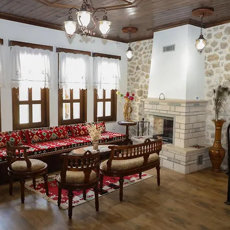 Guest house The House Of Dollma , Inside Castle