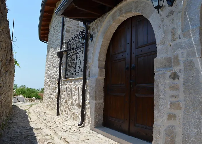 The House Of Dollma , Inside Castle 3* Krujë