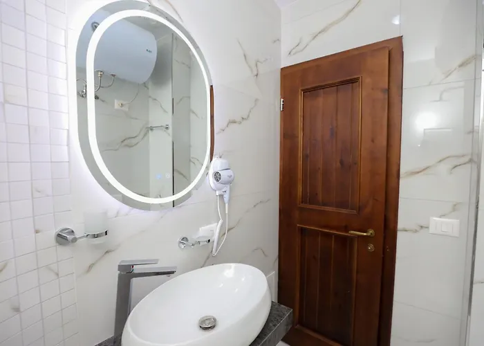 Guest house The House Of Dollma , Inside Castle Kruje